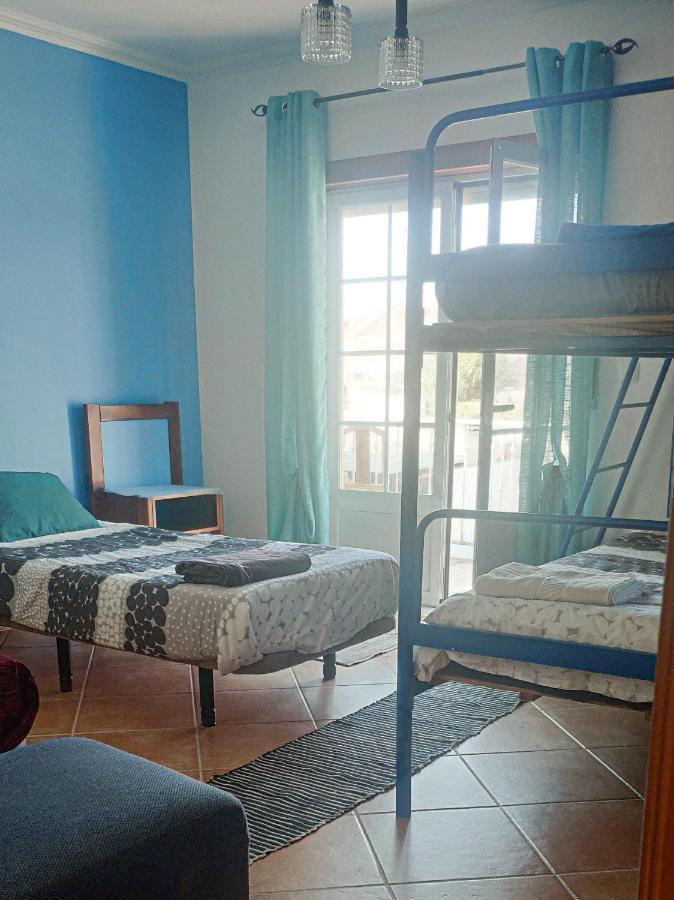 Cloud To Chill Surfhouse Baleal Vandrehjem Ferrel  Eksteriør billede